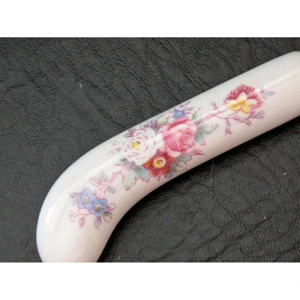 Set of 6 Royal Crown Derby Posies Knife Porcelain Handle 7 Inch Red Fitted Box
